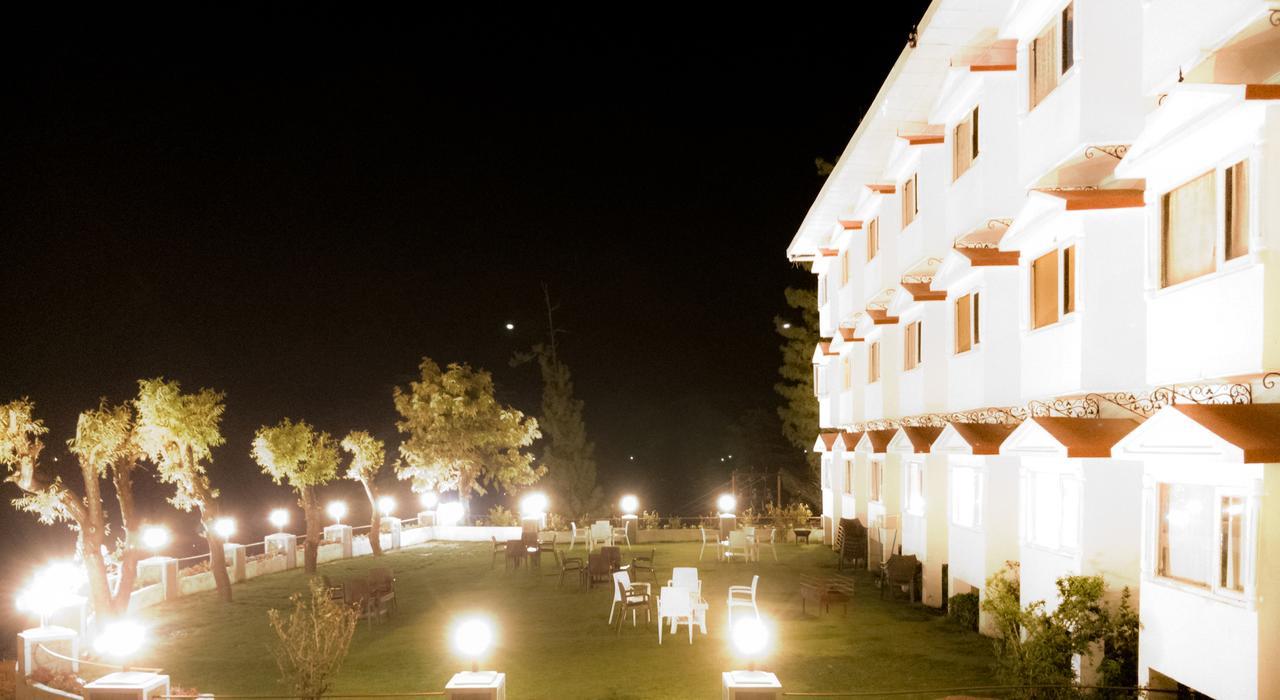 รอยัล จาร์ดีน วิสทลิง ไพน์ รีสอร์ต Hotel ชิมลา ภายนอก รูปภาพ